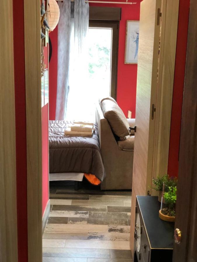 Apartamentos Deluxe Con Jacuzzi O Chimenea Love For Two Collado Mediano Екстериор снимка